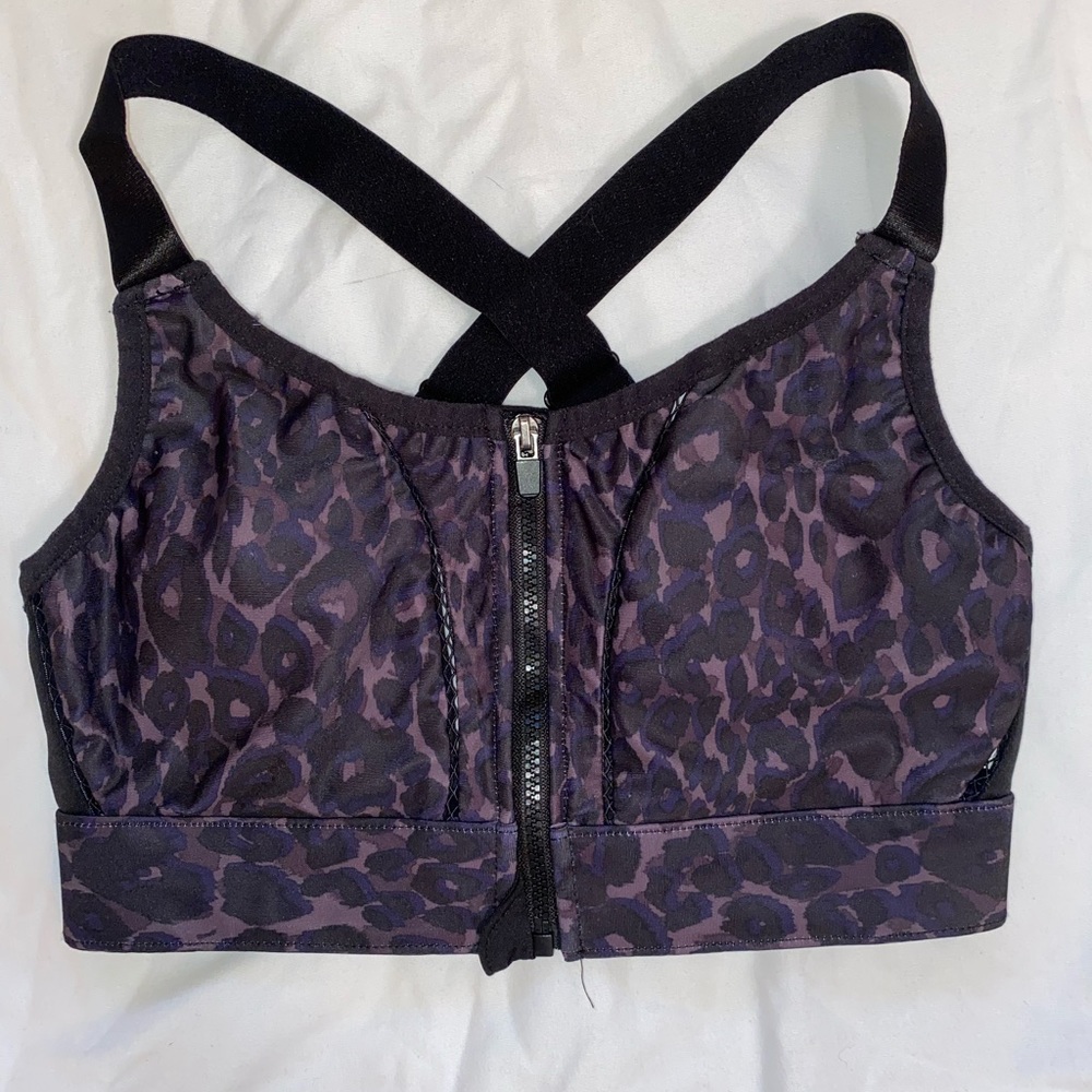Fabletics high support sports bra